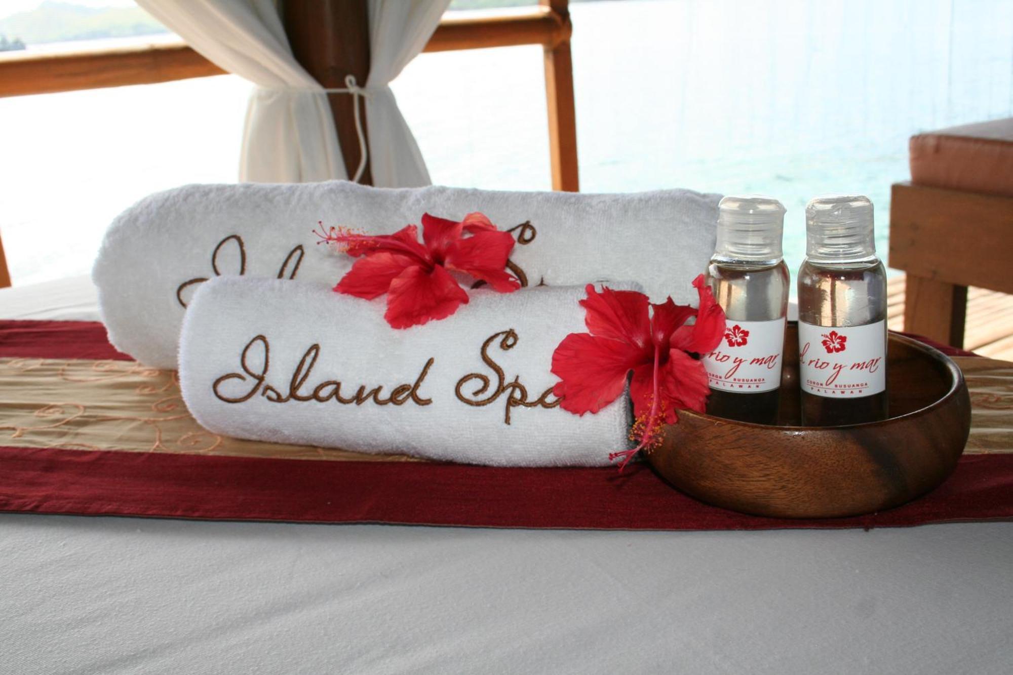 El Rio Y Mar Resort 科隆 外观 照片