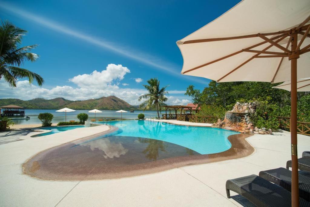 El Rio Y Mar Resort 科隆 外观 照片